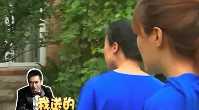 动漫电话亭 交谈的重要场景之一