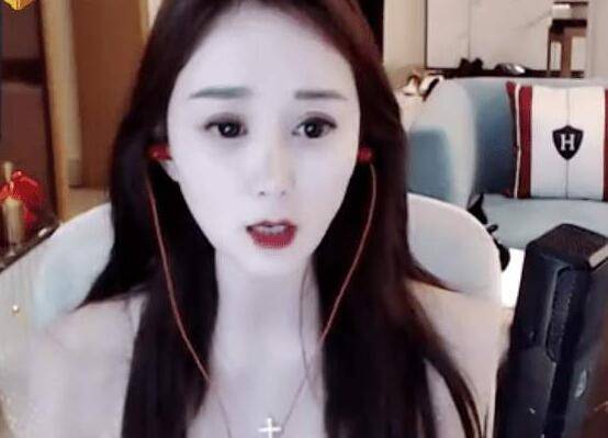 柯南美女黄漫 美女对内容深度要求较低