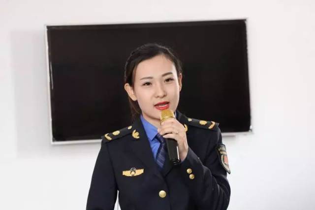 兰斯寻找小光动漫