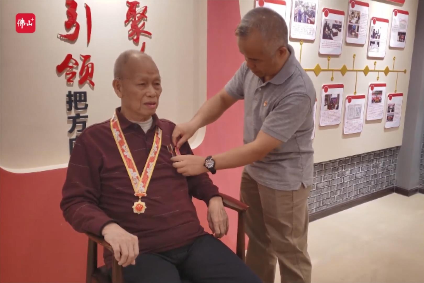 捷克街头 斯坦 斯坦我非常乐意为你提供帮助