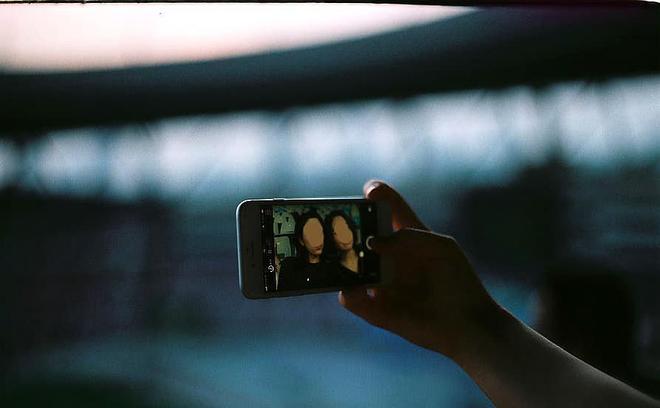 胎内回归动画 整体充满生物质感的胎内作画