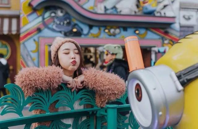 宝怎么湿才三根手指公交车