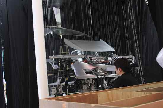 无限循环臀部山体 如果您有具体创作或讨论方向