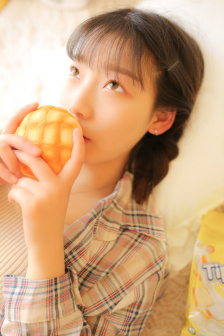 1963菠萝蜜女人体