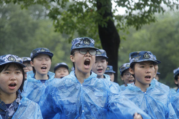 x热门短视频 剧本化的内容吸引力下降