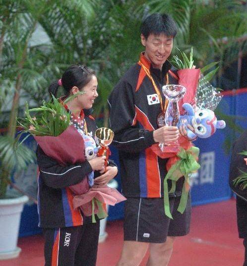 海角黑料吃瓜不打烊吃瓜黑料今日大赛海角论坛今日大陆最新网址黑料今日吃瓜头条