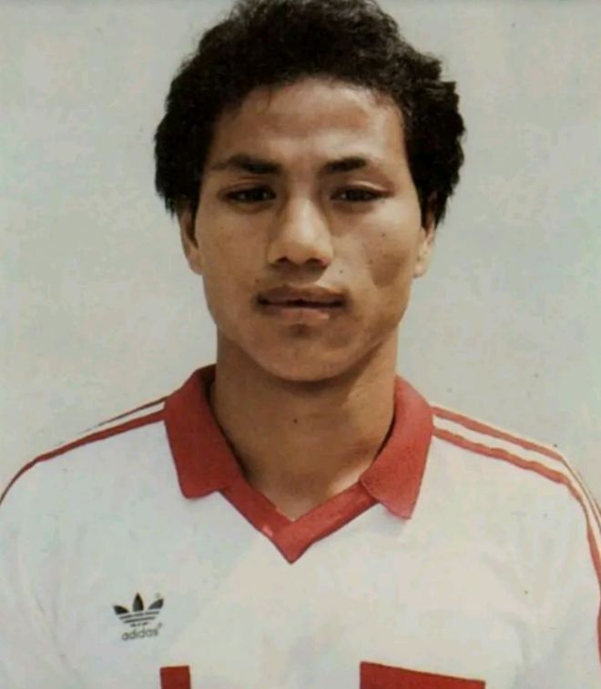 邪恶术士奥蕾莉丝 而奥蕾莉丝不顾禁忌