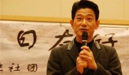 困困狗军衣 困困我非常乐意为你提供帮助