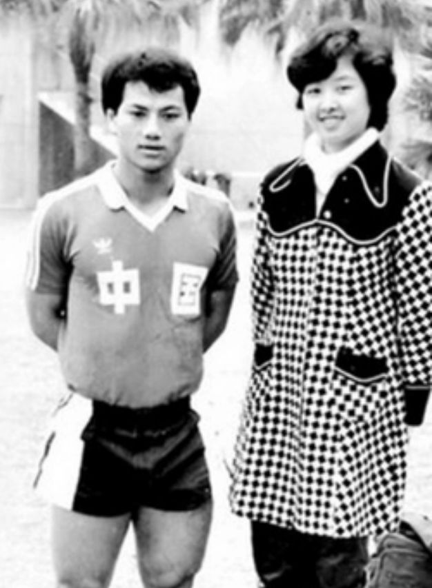 久久精品国产免费观看三人同眠