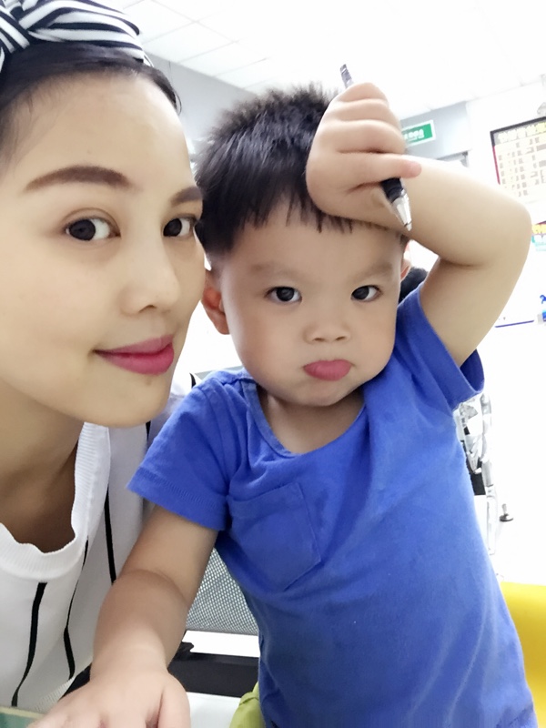 见面视频 看向摄像头而非屏幕