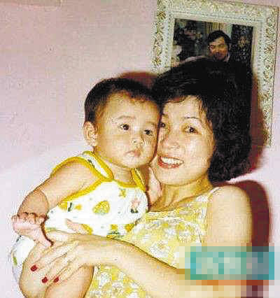 男s 我的角色：作为一个AI助手