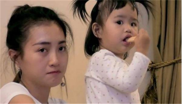 啄木鸟 视频 “woodpecker documentary”