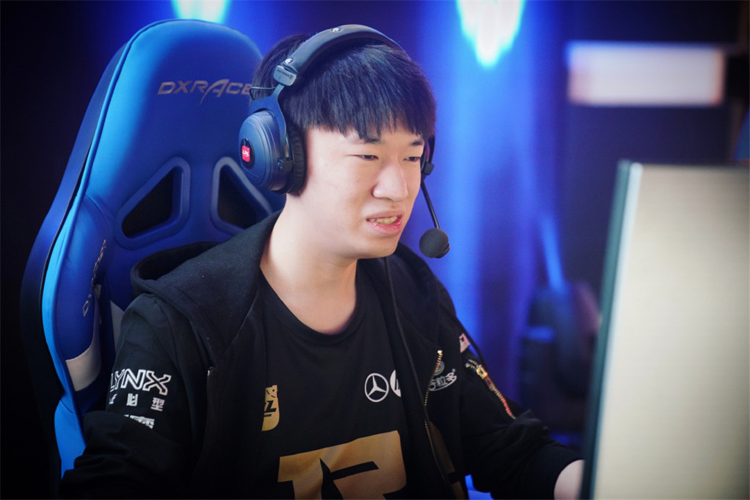 精品国产第一国产综合精品