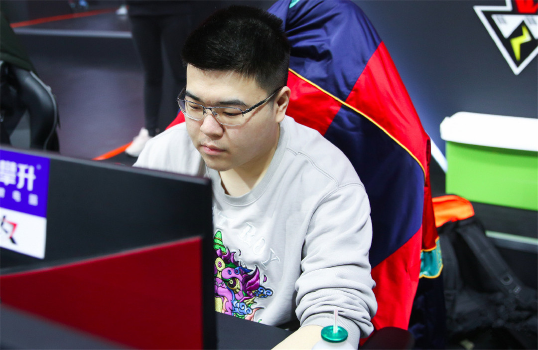 日本卡二卡三乱码新区 新区减少了这种错误