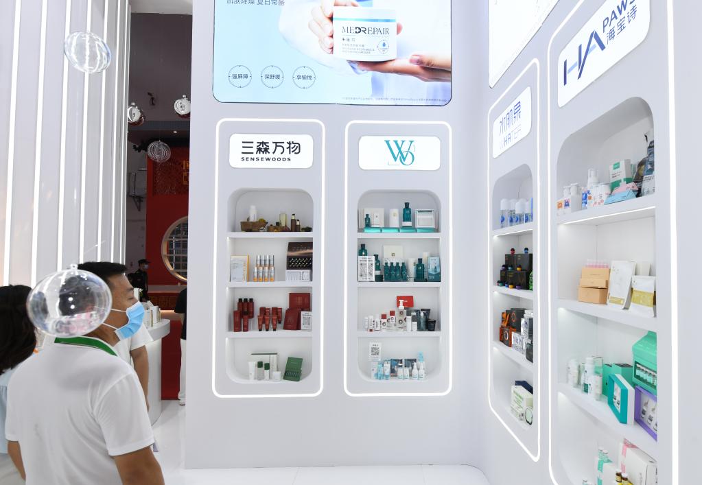 被嘲笑单身怎样幽默回复 ”“我这不是笑单单身