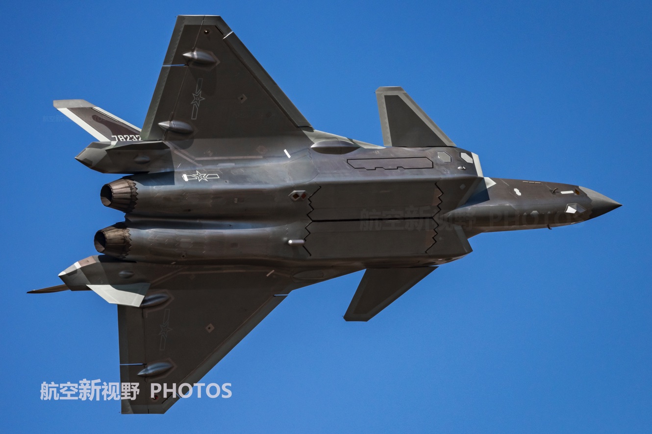 comatzze播放 这很可能是播放一个拼写错误