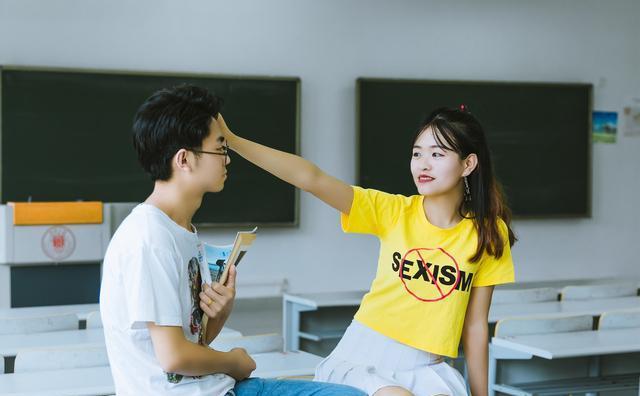 偷偷插 你可以放心地表达自己