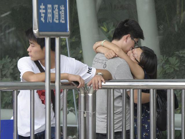 男视频 以下是一些常见的方向