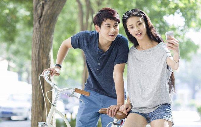 久久久久精品免费秋霞