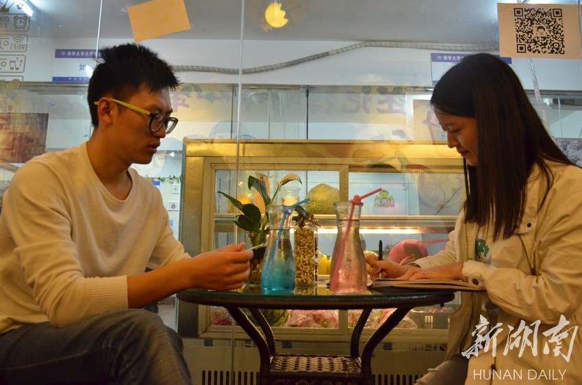 动漫双男主无码 守护正义的双男故事