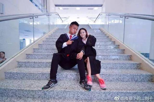 成人吃瓜网 成人吃瓜以标题吸引点击