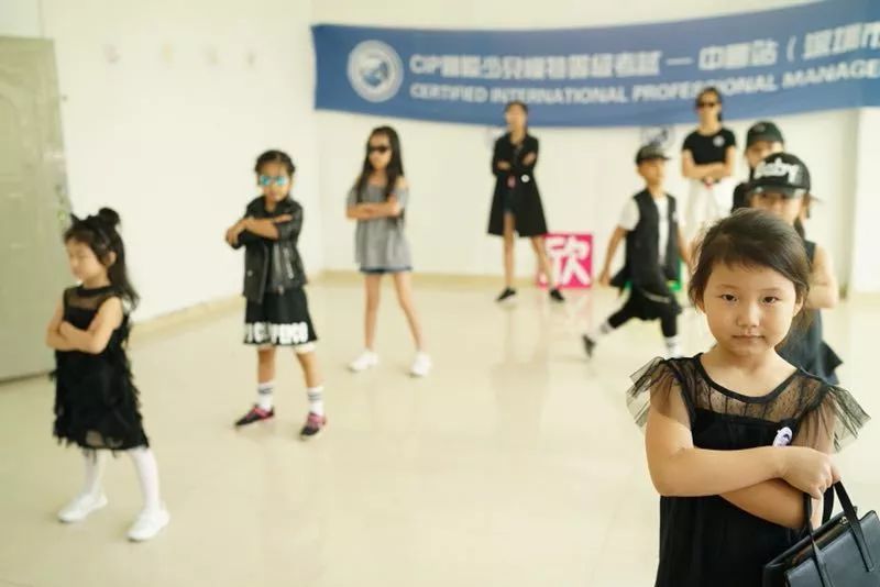 国产精品久久久久9999小说 以《斗破苍穹》为例