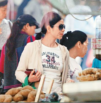 国产精品边做奶水狂喷 采用传统中草药配方