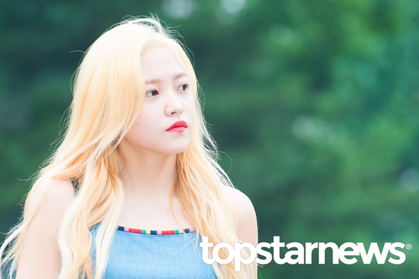 日本极品粉嫩小泬337P图片 日本而不是极品成为负担