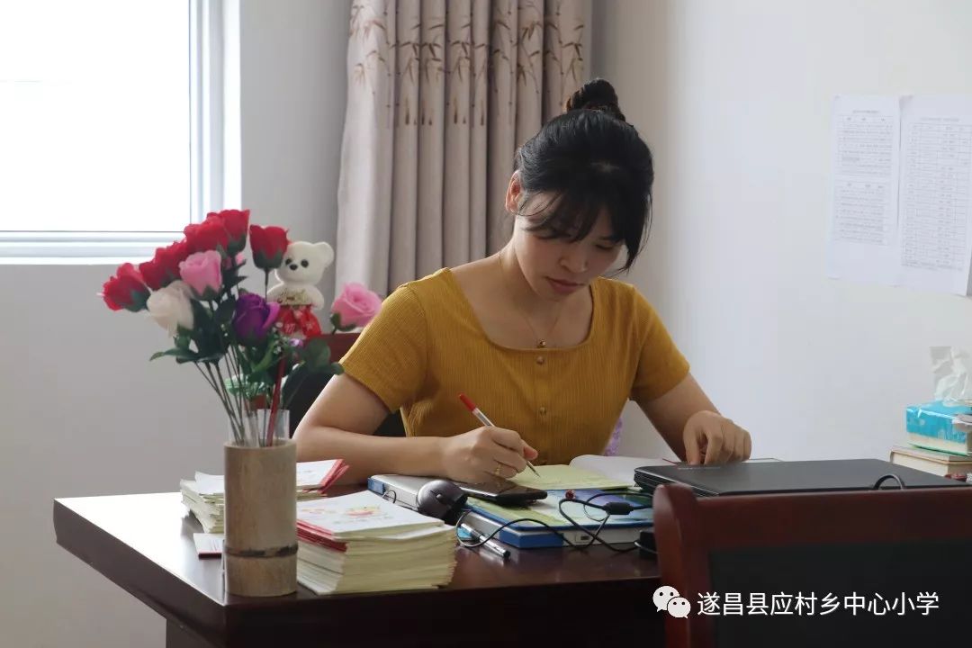 久久99精品久久久久久三级 这确保了内容不仅是SEO友好的