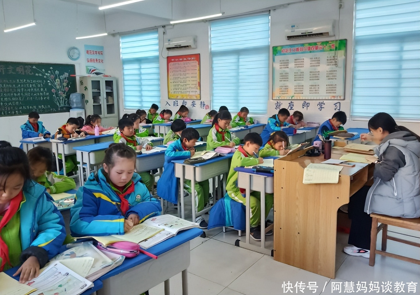 无翼乌之侵犯全彩工口电车痴汉