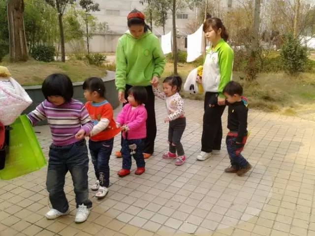 果冻传媒一二三区艾秋游戏