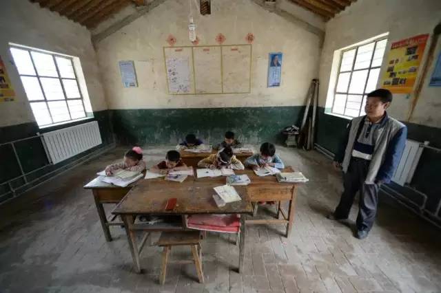 世界观构建指南 记住:构建是观构手段