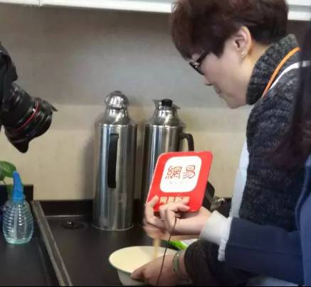 谭晓彤兔兔婚纱