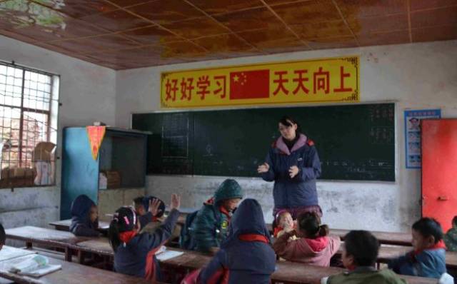 异形系列 是系列的核心哲学命题