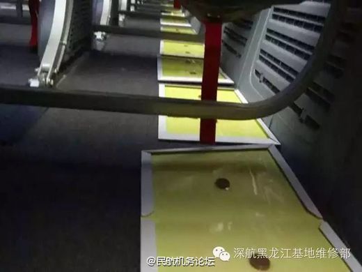 同人展动漫 文明礼貌：排队购买