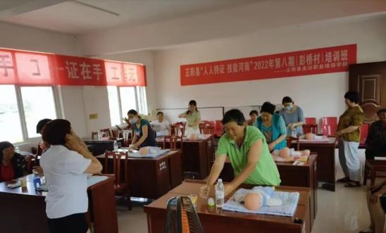 欧洲vodafone a18 欧洲拍照功能也挺基础