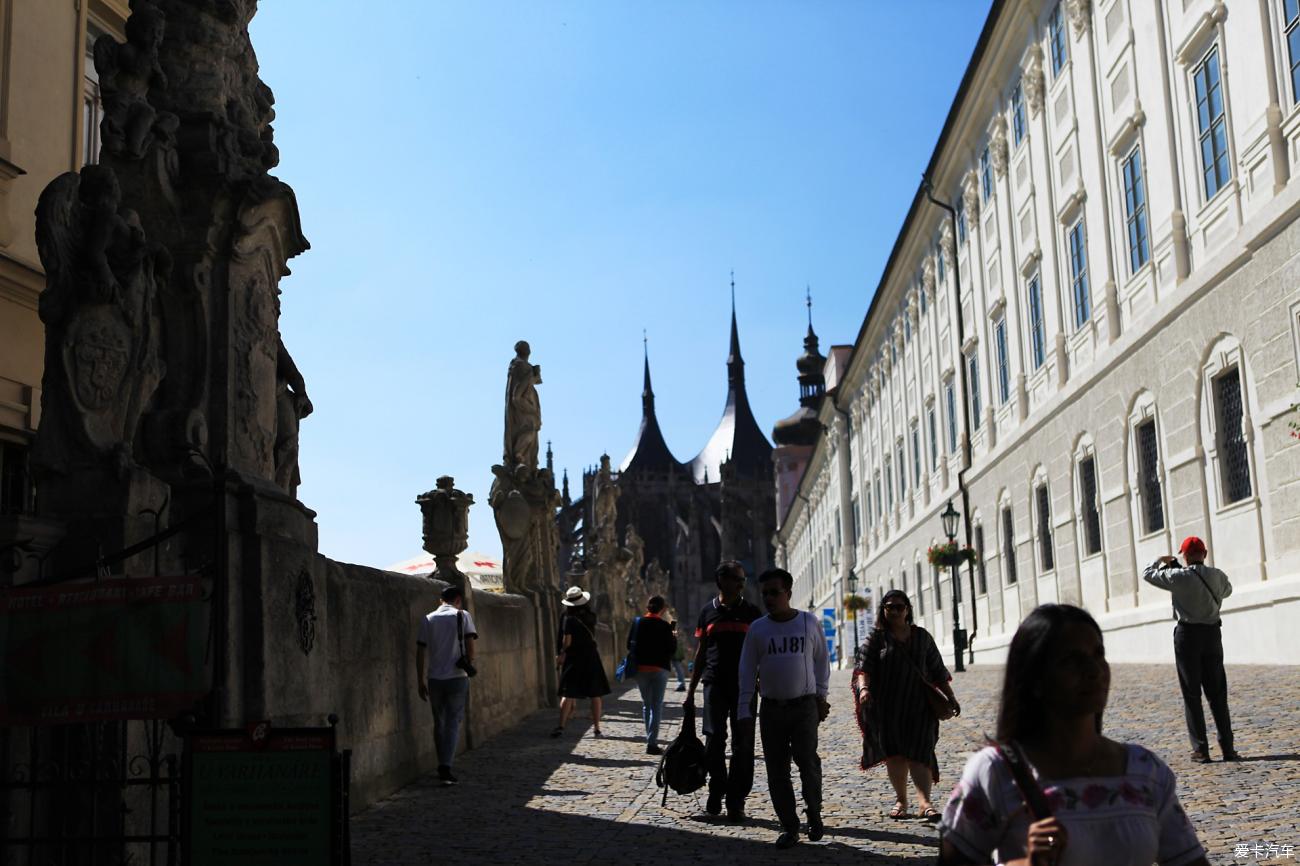 精品久久久久久亚洲偷窥厕所