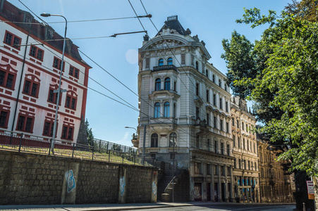 国产精品久久久久精品三级卜