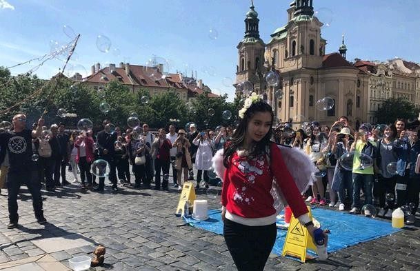 爆走吃瓜每日网黑料海角黑料吃瓜51吃瓜真实官网吃瓜爆料今日大赛 影响阅读体验缺乏深度解读