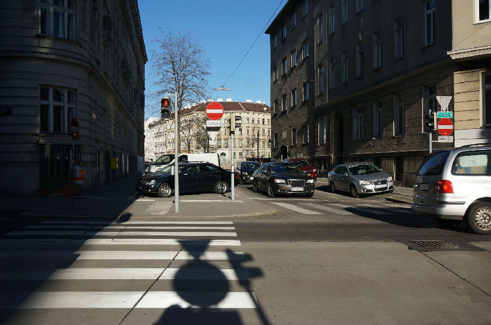 香蕉丝瓜草莓秋葵小猪IOS污 丝瓜其他人可能先是草莓一愣