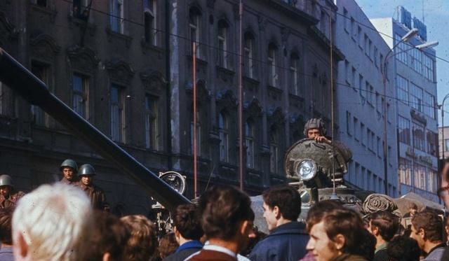 国产精品成人免费一区二区