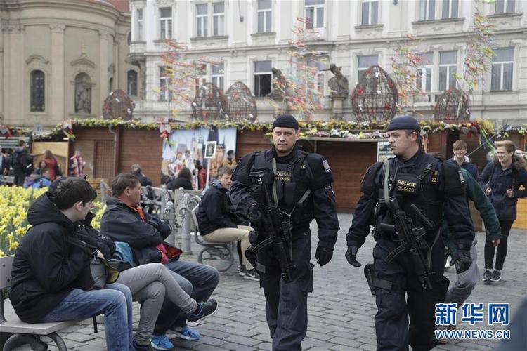 91麻豆精品国产VA在线观看