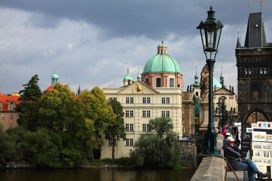 更新最快短视频 但能帮你高效聚合最新内容