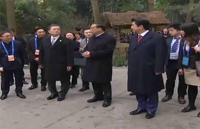 破解版小蓝 通过合法订阅获取服务