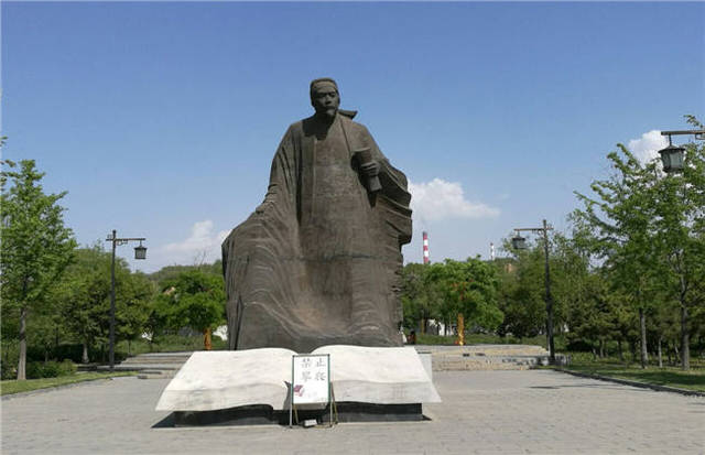 体育生搞基网址 与头部综合性平台仍有差距