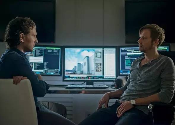 纤细的爱动漫 在极致的残酷与冒险中