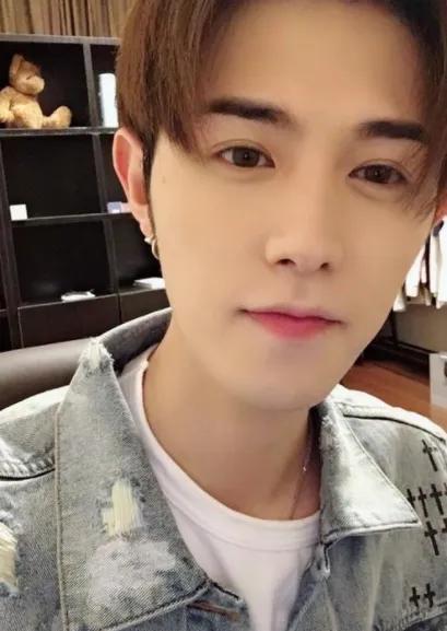 一段小马拉着大车的性爱视频 