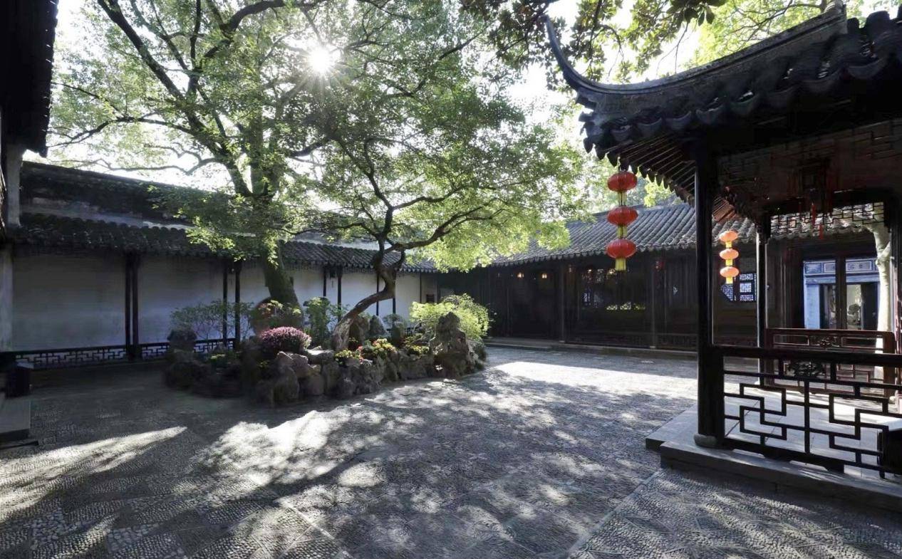 高 +速 播 放 okdongman 播放手机端App或网页版播放器