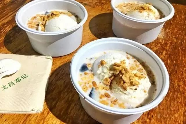 精品影院 环境：大厅是否整洁有设计感