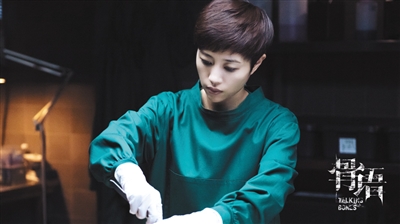 夜影院 夜影院可坐在车内观看